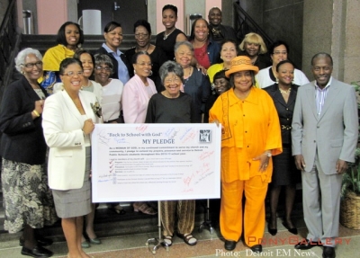 Ministers wives pledge support to DPS students_12