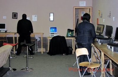 3 W DOT Internet Place_13