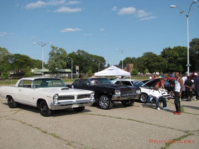 Detroit City Airport Car and Bike Show_23