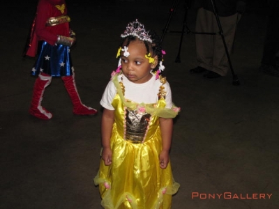2010 Halloween Masquerade_28