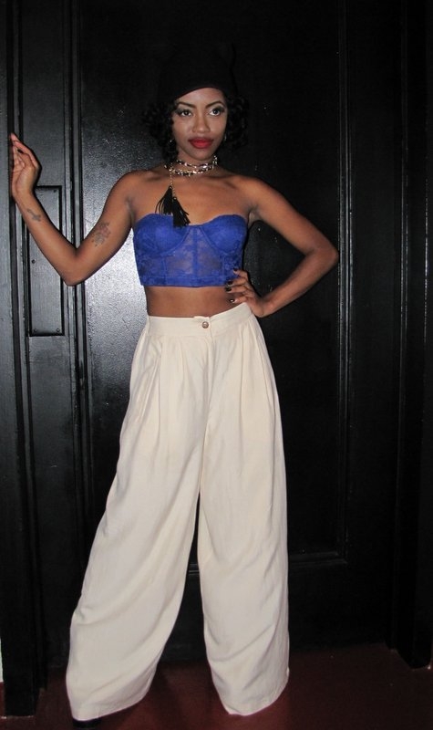 Keely backstage photos_36