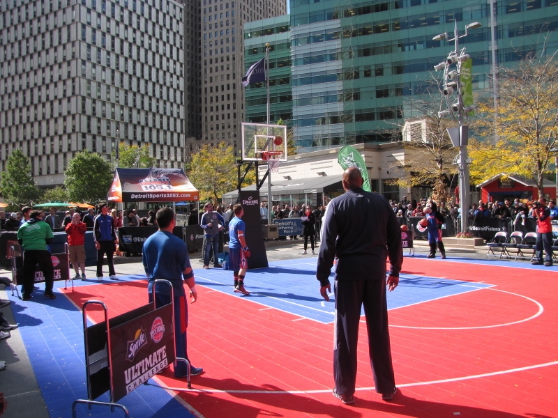 Living United with Detroit Pistons_2