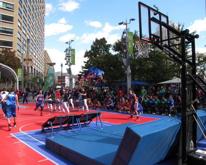 Living United with Detroit Pistons_13