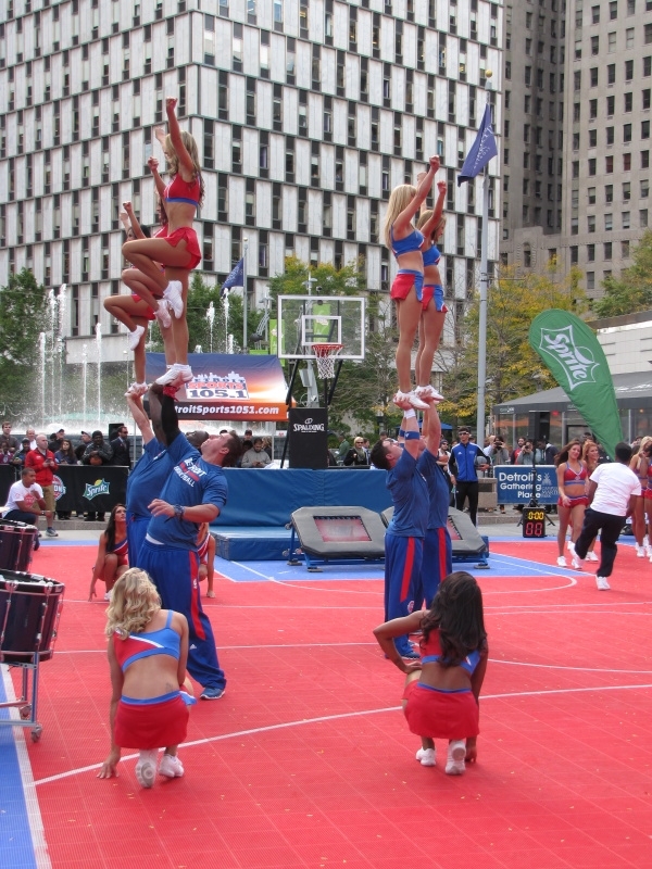 Living United with Detroit Pistons_115