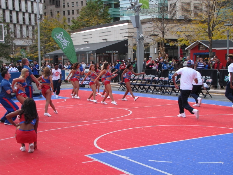 Living United with Detroit Pistons_116