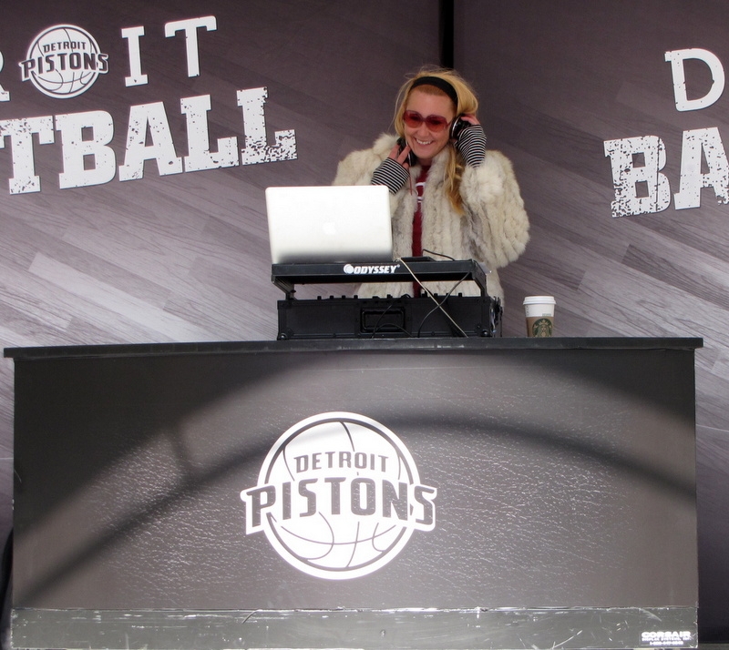 Living United with Detroit Pistons_126